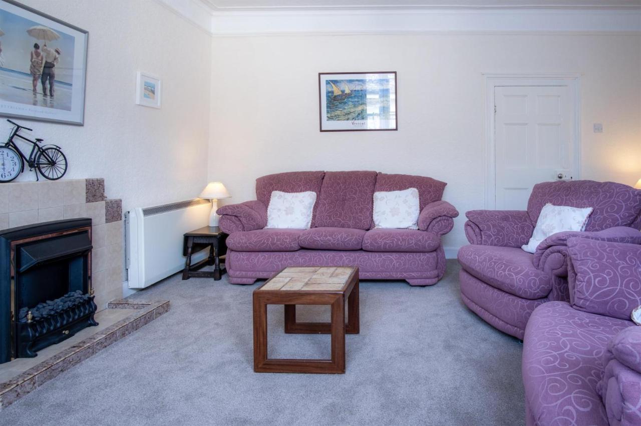 Dragons Den - 2 Bedroom Apartment - Tenby Exteriör bild